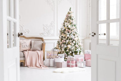4 Ways to Create a Well-Coordinated Christmas Decor