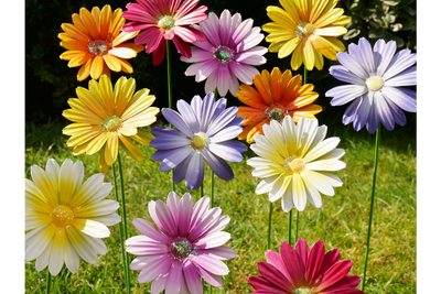 Set of 6 Metal Flower Garden Stakes – Colourful Garden Decorations