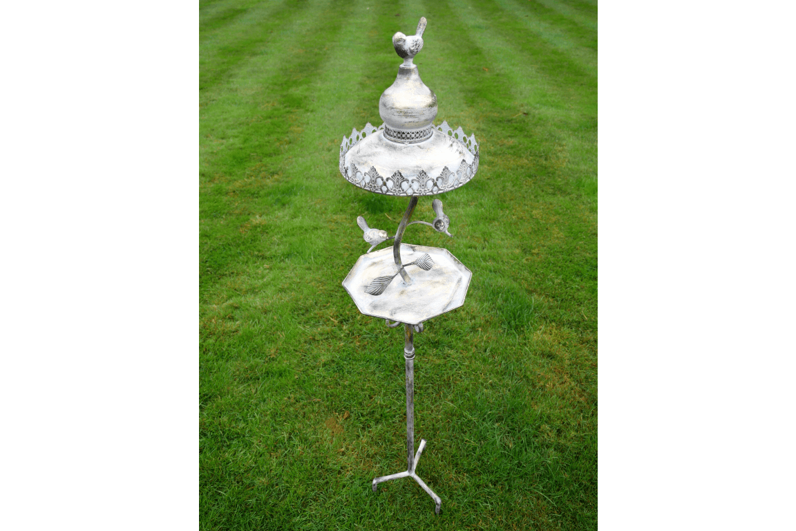 Ornate Standing Bird Feeder with Decorative Birds – Vintage Garden Decor
