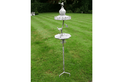 Ornate Standing Bird Feeder with Decorative Birds – Vintage Garden Decor