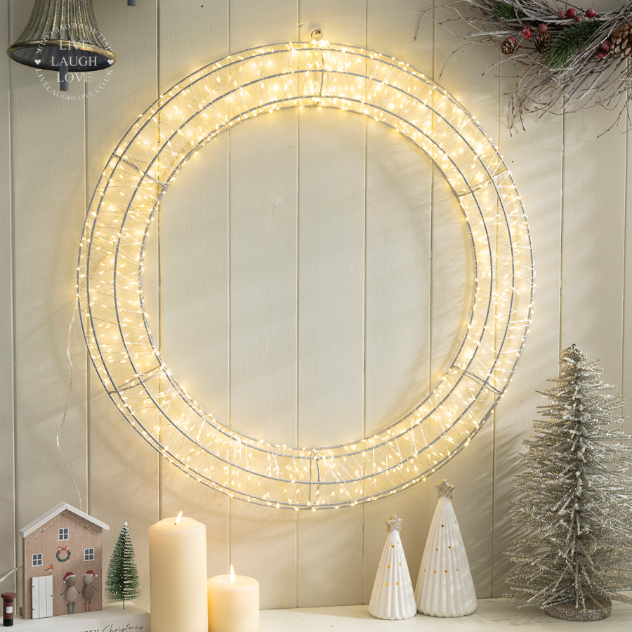Large Metal LED Light-Up Wreath – 61cm