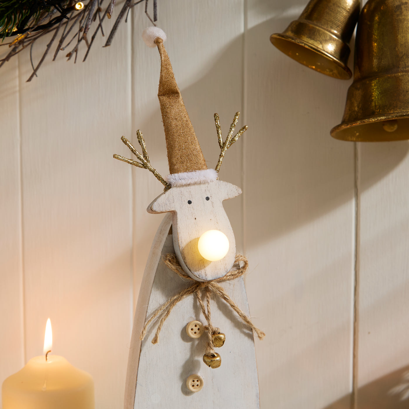 Light-Up Wooden Reindeer Shelf Sitter – Festive Christmas Decoration