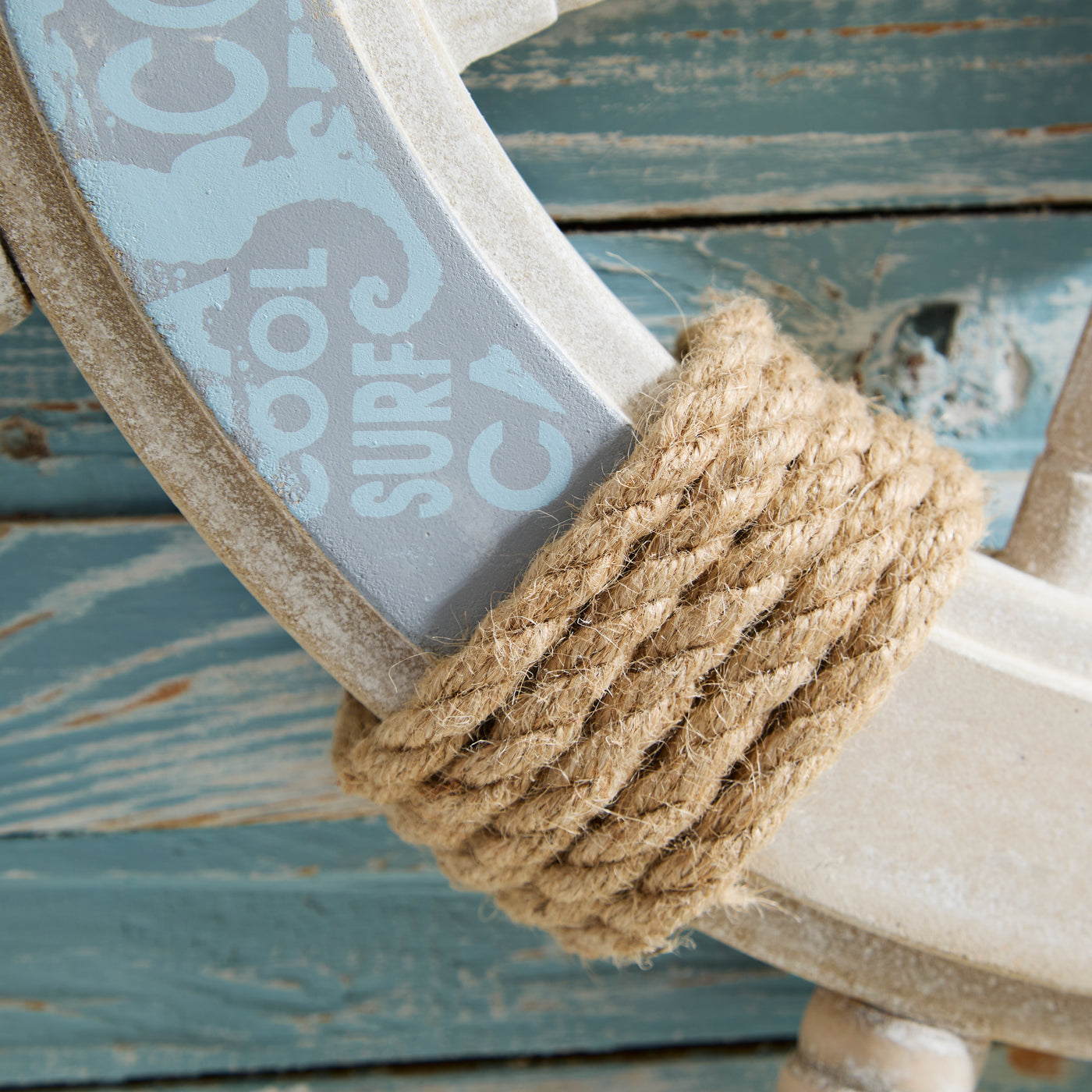 Large 61cm Nautical Ship Wheel Wall Decor – White & Blue with Rope Detailing