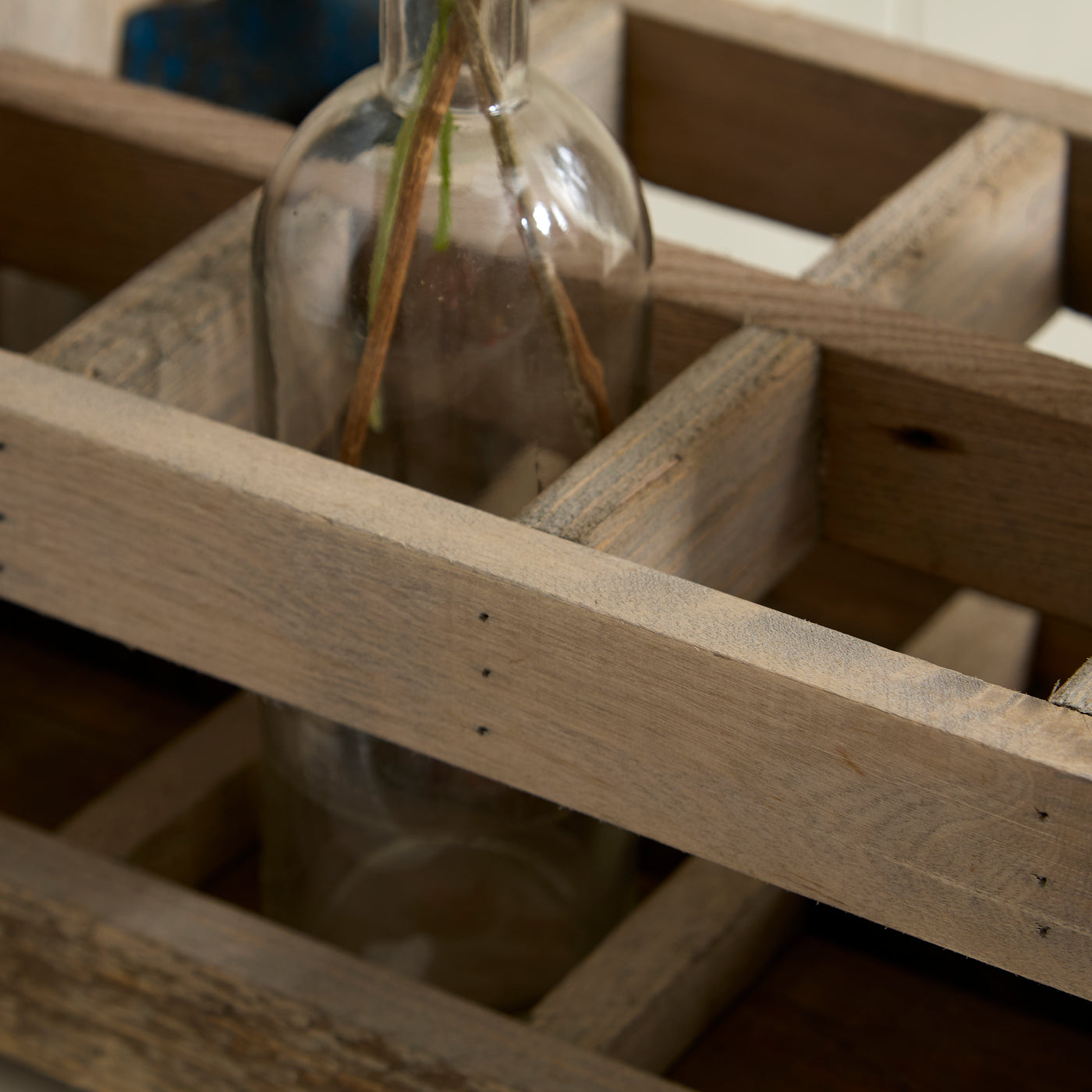 Solid Wood Eight Bottle Holder – Vintage Country Style