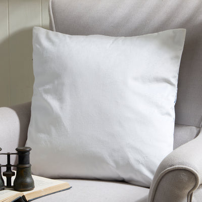 Seashell & Starfish Cushion – Nautical White Pillow with Marine Motif