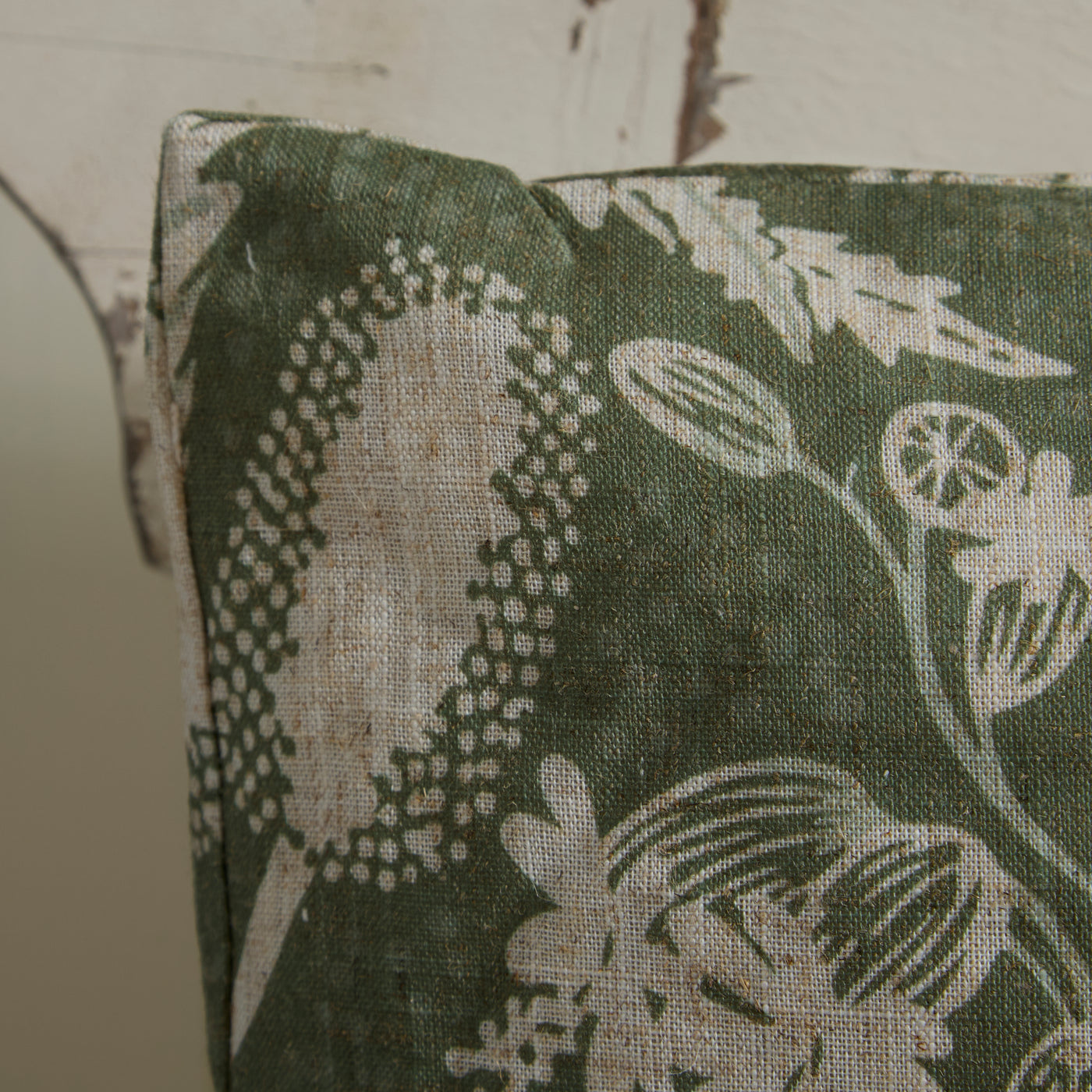 Tropical Botanical Square Outdoor Cushion – Green Tropical Sketch