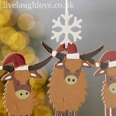 Highland Coos In Hats - LIVE LAUGH LOVE LIMITED