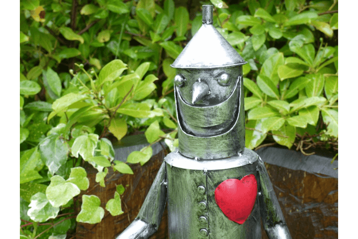 Vintage Metal Sitting Tin Man Sculpture - Weatherproof Garden Ornament, Silver, 21cm Tall