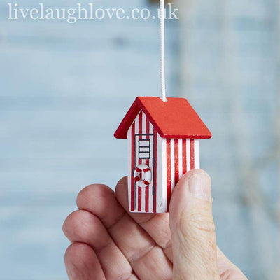 Wooden Beach Hut Light Pull - Red - LIVE LAUGH LOVE LIMITED